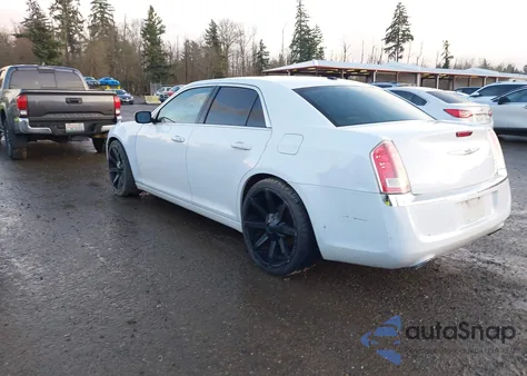 2013 Chrysler 300 Motown из США, поврежденный, VIN 2C3CCAAG7DH529215
